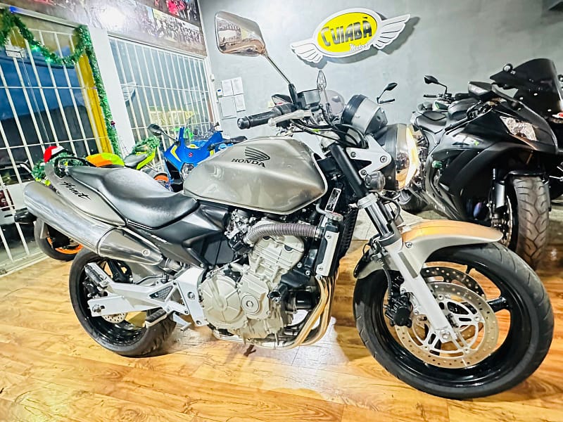 CB 600 Hornet (7)
