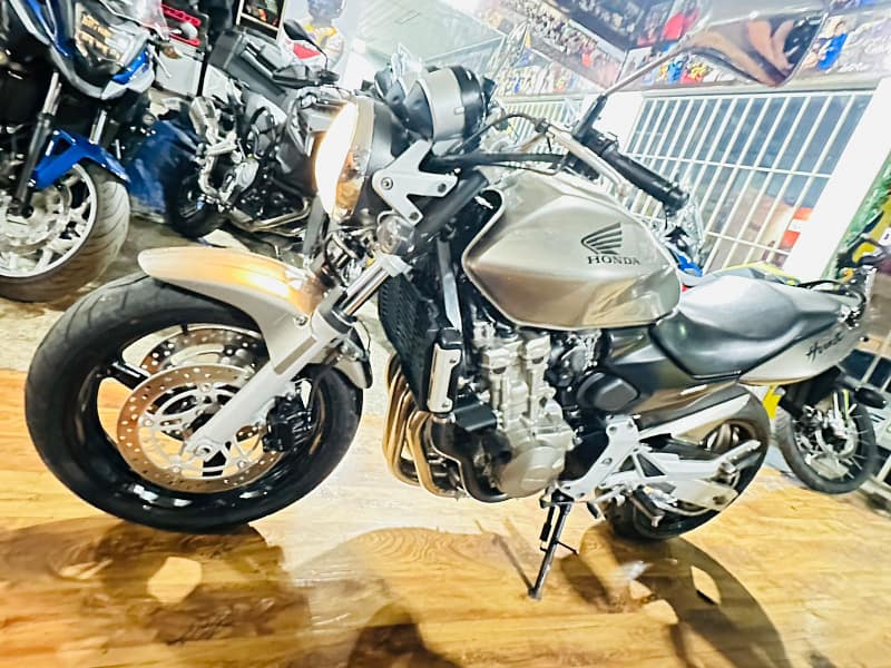 CB 600 Hornet (9)